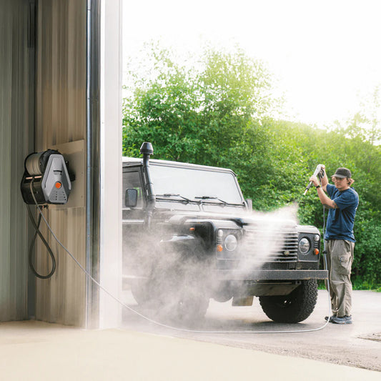 Giraffe Tools Grandfalls Retractable Pressure Washer Plus