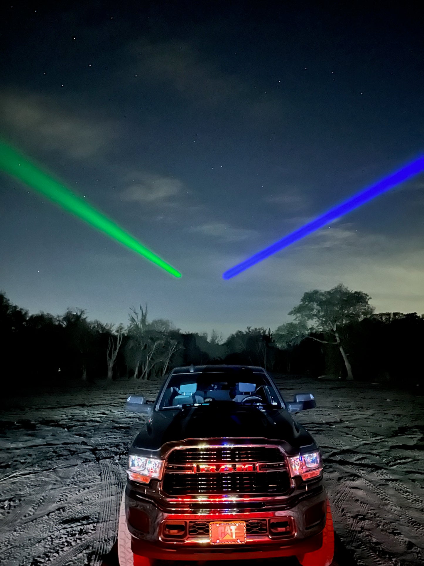SkyWalker Whipless LED Light with App Control & Remote RGBW Chase Light Pods