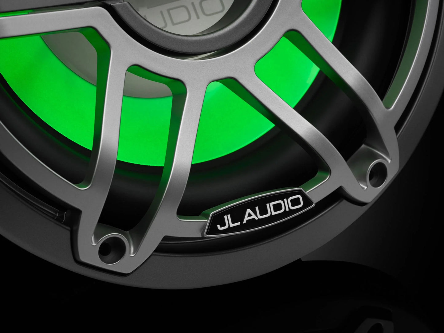 JL Audio - Subwoofer M6 10" Marine Subwoofer - 10W-S-GmTi-i-4